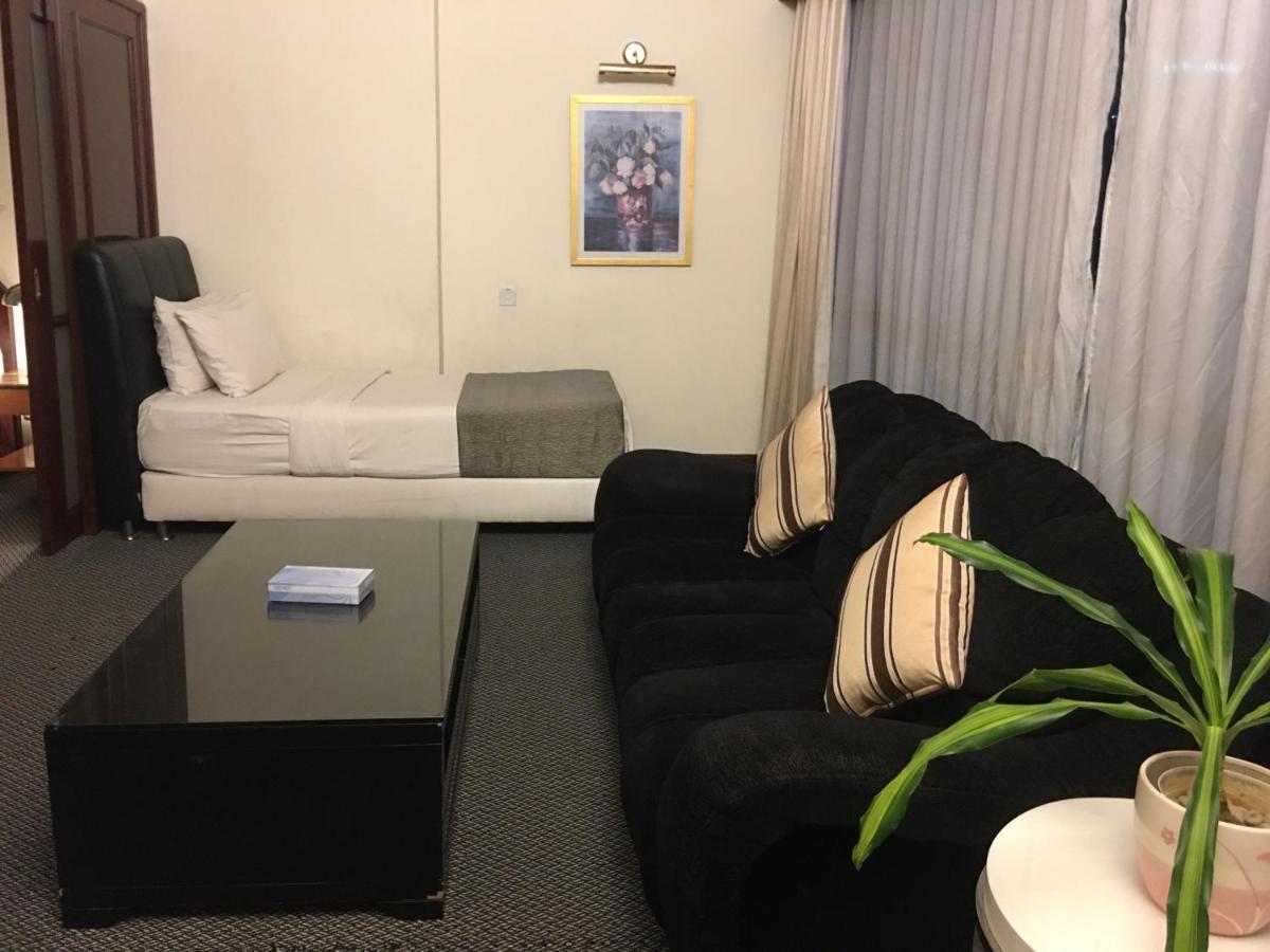 Sabah Suites At Times Square Kl Kuala Lumpur Luaran gambar
