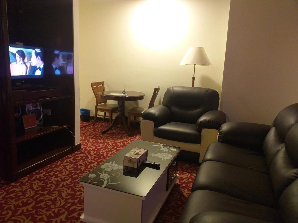 Sabah Suites At Times Square Kl Kuala Lumpur Luaran gambar